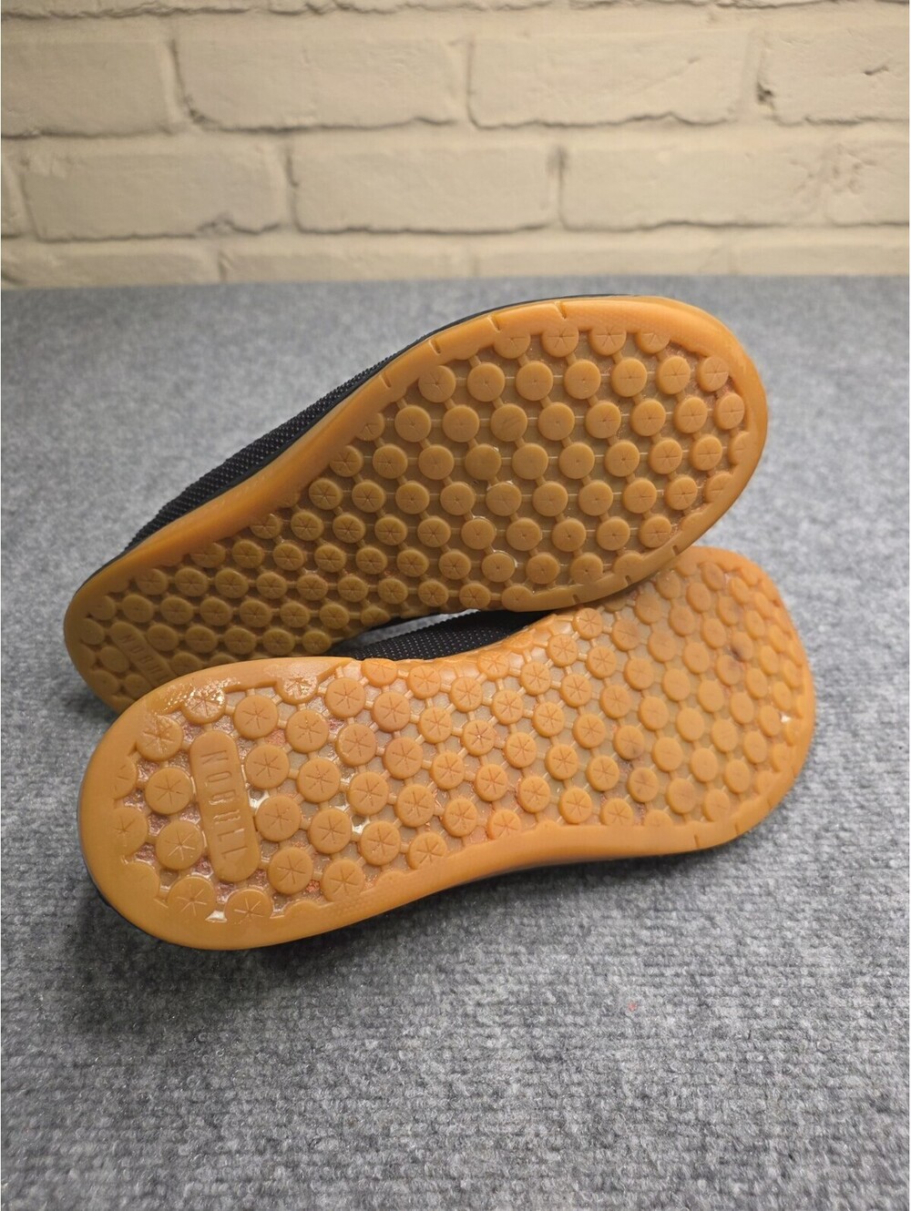 NOBULL Outwork Training Shoes Mens 11 Womens 12.5 Black Gum Crossfit Sneaker - Picture 7 of 8